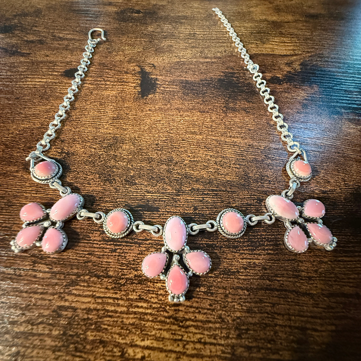 Queen Pink Conch 14 Inch Floral Choker Necklace in Sterling Silver Wild West Boho