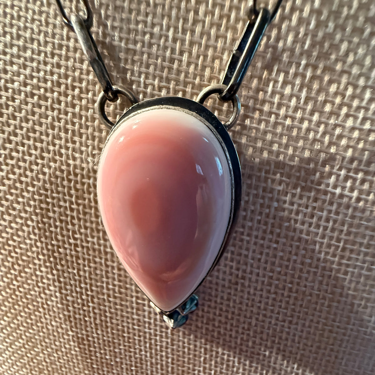 Native Signed Tony Yazzi Queen Pink Conch Heavy Paper Clip Chain Necklace Sterling Silver Wild West Boho