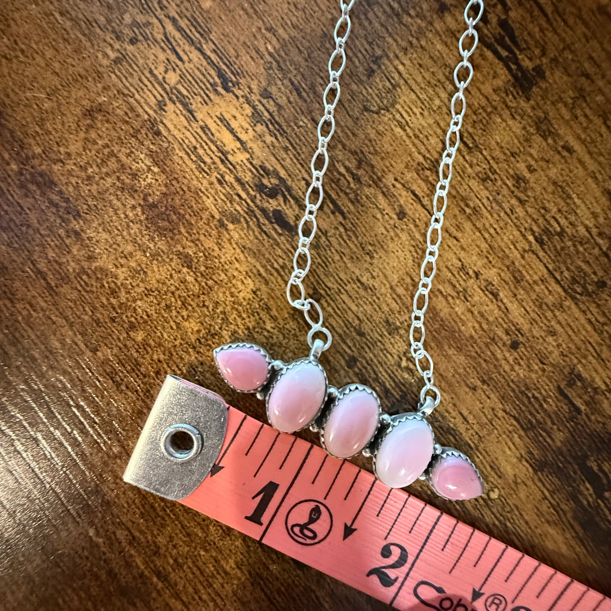 Queen Pink Conch 2 Inch Bar Necklace In Sterling Silver 18 Inch Chain Wild West Boho