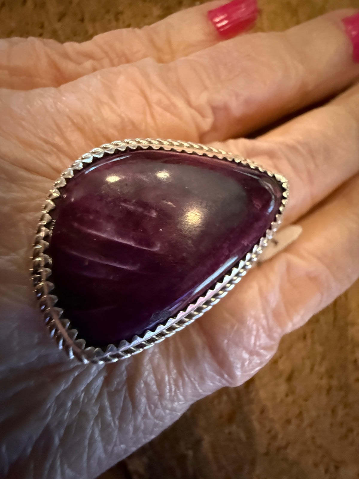 Native Signed TT Purple Spiny Oyster 1.50 Inch Ring Size 6.5 in Sterling Silver Silver Elegant