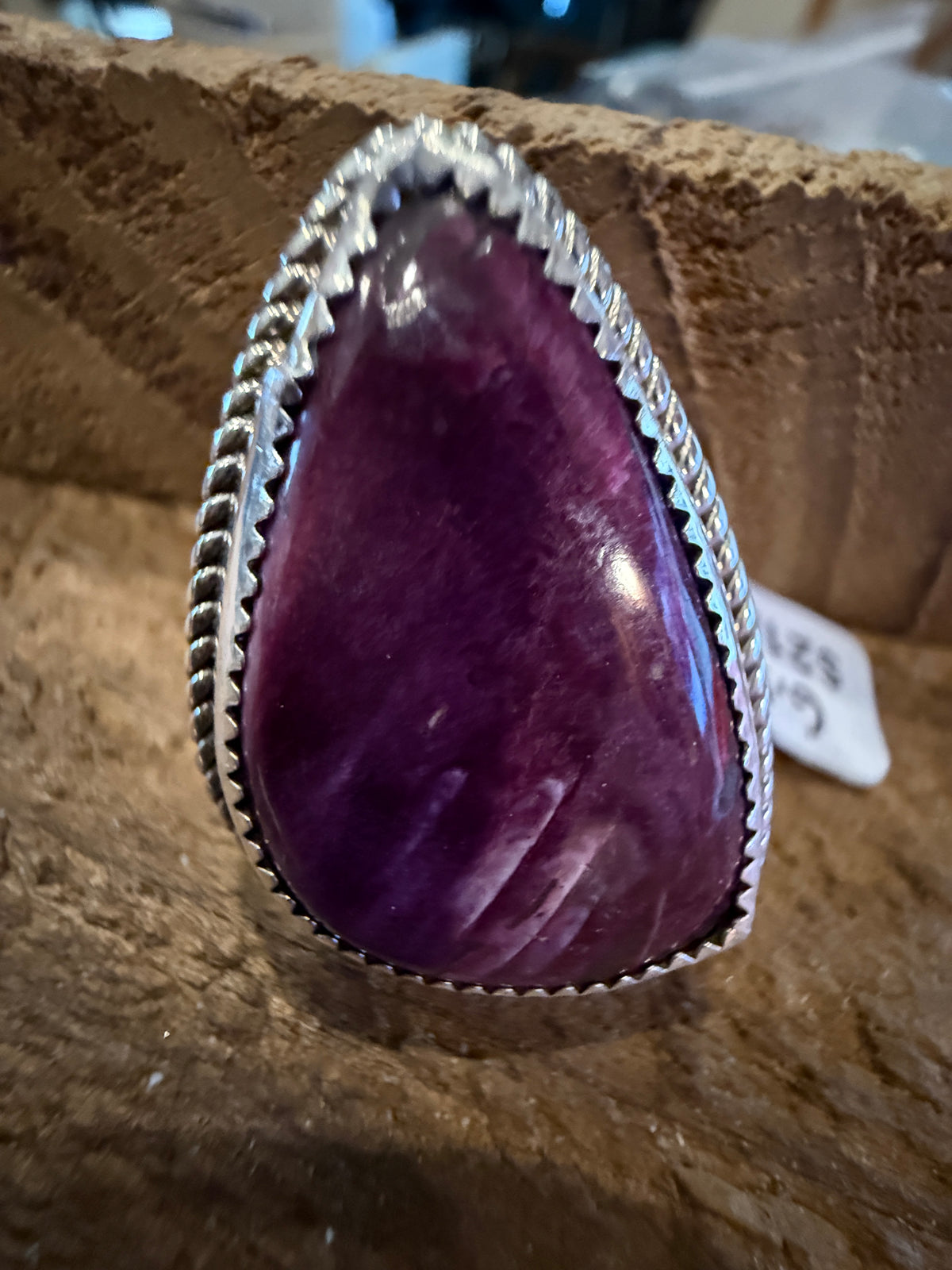 Native Signed TT Purple Spiny Oyster 1.50 Inch Ring Size 6.5 in Sterling Silver Silver Elegant