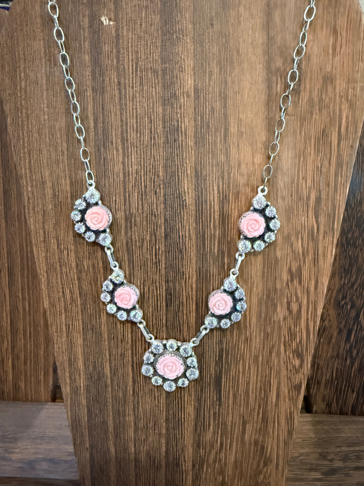 Queen Pink Conch Gemstone and Clear Cubic Zirconia Lariat Necklace in Sterling Silver 20 Inch