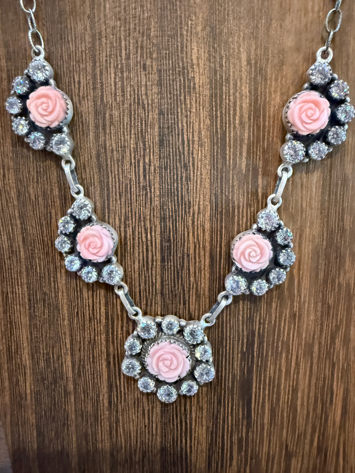 Queen Pink Conch Gemstone and Clear Cubic Zirconia Lariat Necklace in Sterling Silver 20 Inch