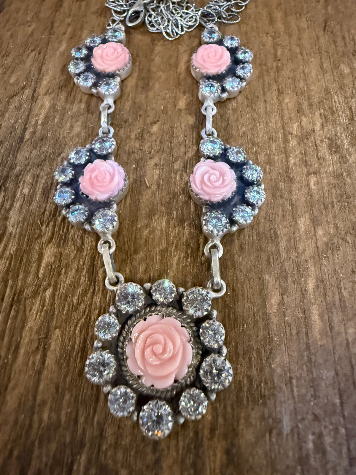 Queen Pink Conch Gemstone and Clear Cubic Zirconia Lariat Necklace in Sterling Silver 20 Inch