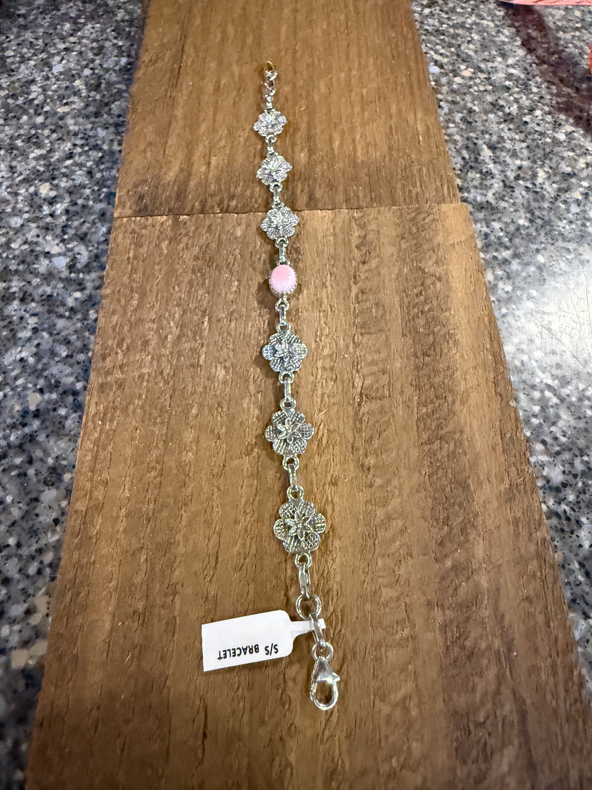 Queen Pink Conch Floral 8 Inch Link Bracelet in Sterling Silver