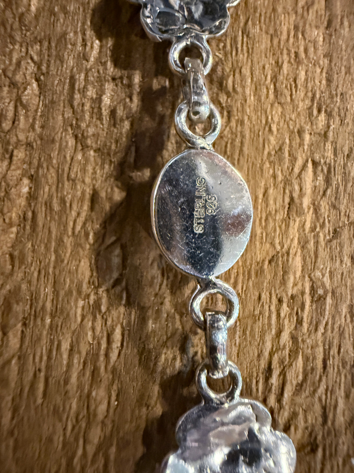 Queen Pink Conch Floral 8 Inch Link Bracelet in Sterling Silver