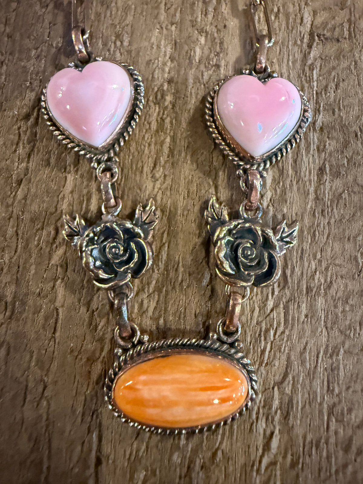 Queen Pink Conch and Orange Spiny Adjustable Choker Necklace and 5mm 16 Inch Desert Pearl Necklace Genuine Copper