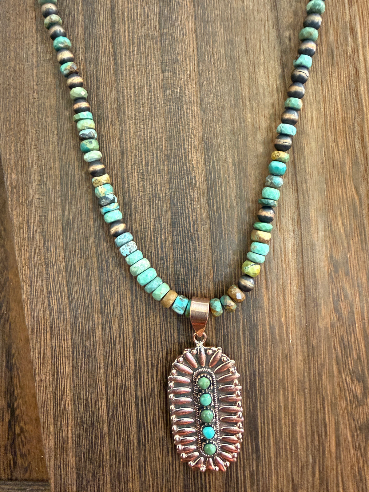 Royston Turquoise Gemstone 16 Inch Beaded Pendant Necklace in Genuine Copper
