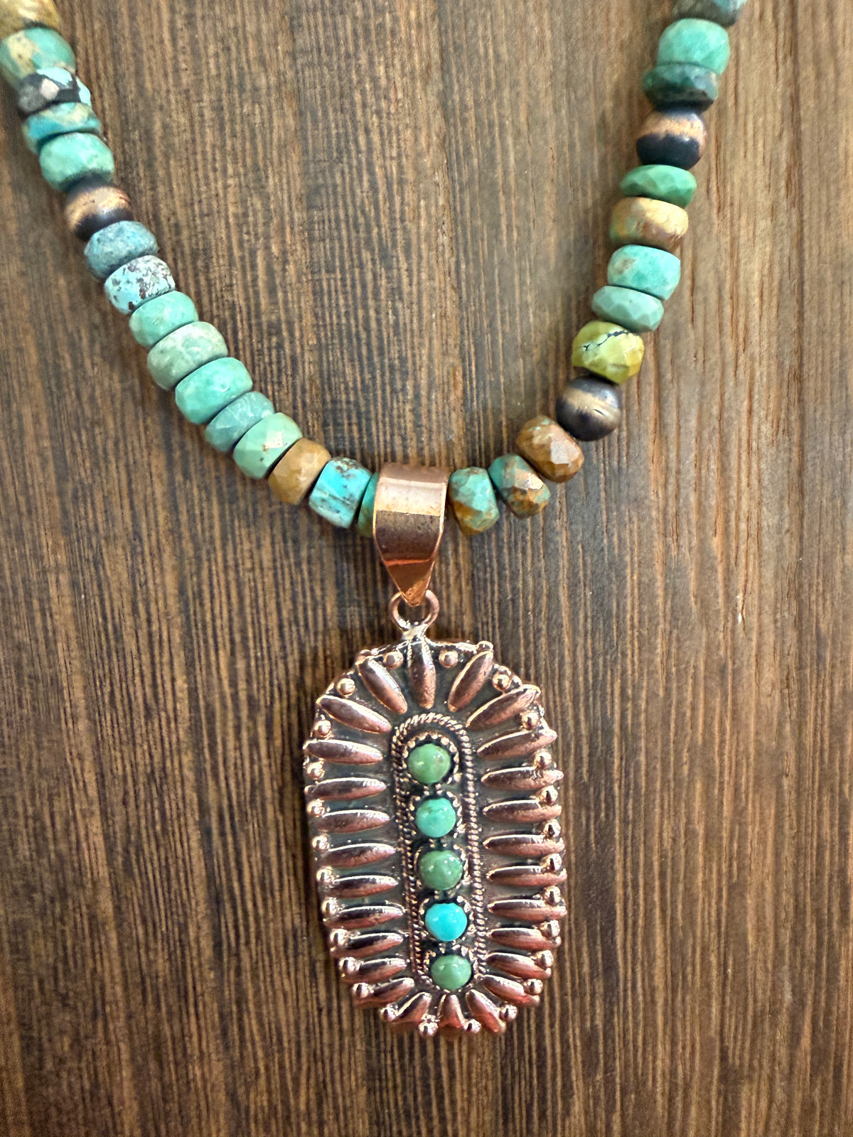 Royston Turquoise Gemstone 16 Inch Beaded Pendant Necklace in Genuine Copper