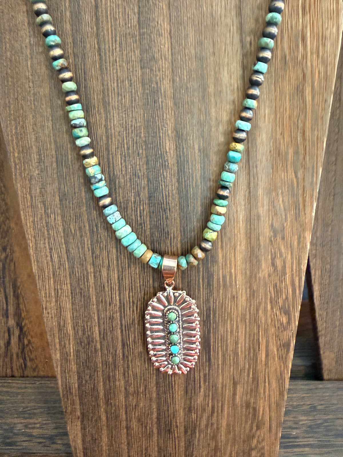 Royston Turquoise Gemstone 16 Inch Beaded Pendant Necklace in Genuine Copper