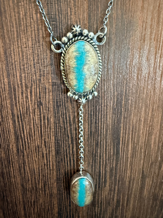 Royston Ribbon Turquoise Gemstone Chain Pendant Necklace in Sterling Silver 16 Inch Chain