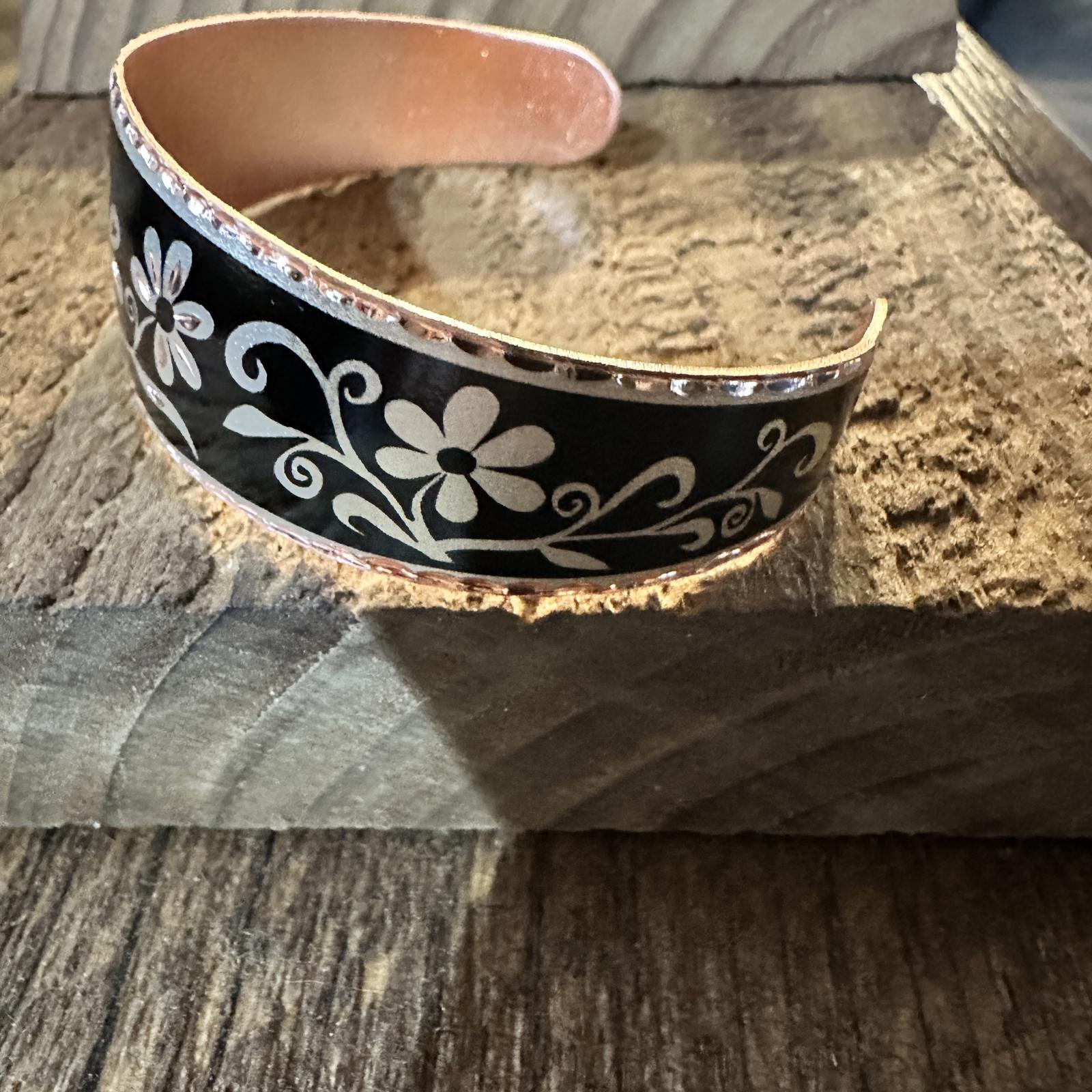 Handcrafted Diamond Cut Black Floral Design Copper Cuff Bracelet Gift Box Silver Elegant