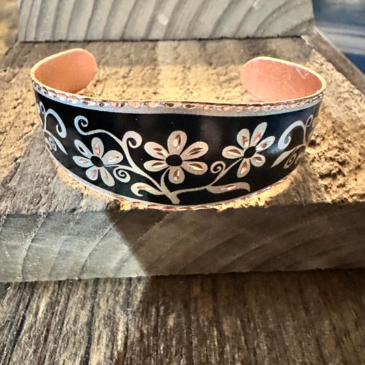 Handcrafted Diamond Cut Black Floral Design Copper Cuff Bracelet Gift Box Silver Elegant