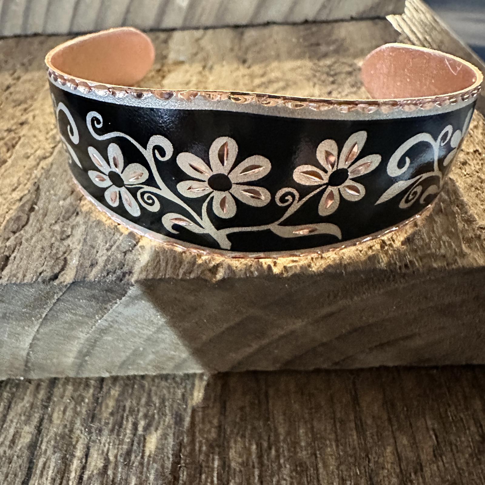 Handcrafted Diamond Cut Black Floral Design Copper Cuff Bracelet Gift Box Silver Elegant
