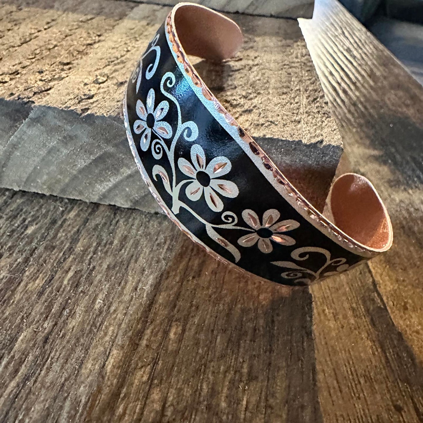 Handcrafted Diamond Cut Black Floral Design Copper Cuff Bracelet Gift Box Silver Elegant