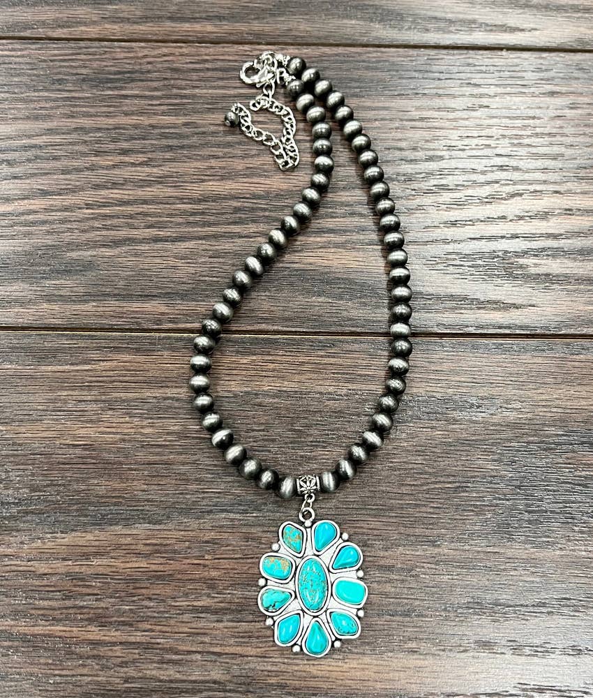 Handmade Navajo Style Turquoise Cluster Pendant 8mm Bead Necklace Wild West Boho